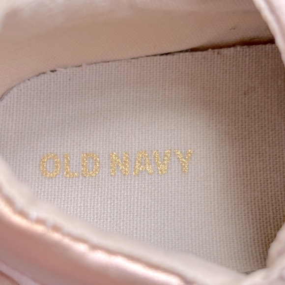 Old Navy White and Rose Gold Tan Suede Retro slip-on Sneakers with Heart Accent - Picture 5 of 5